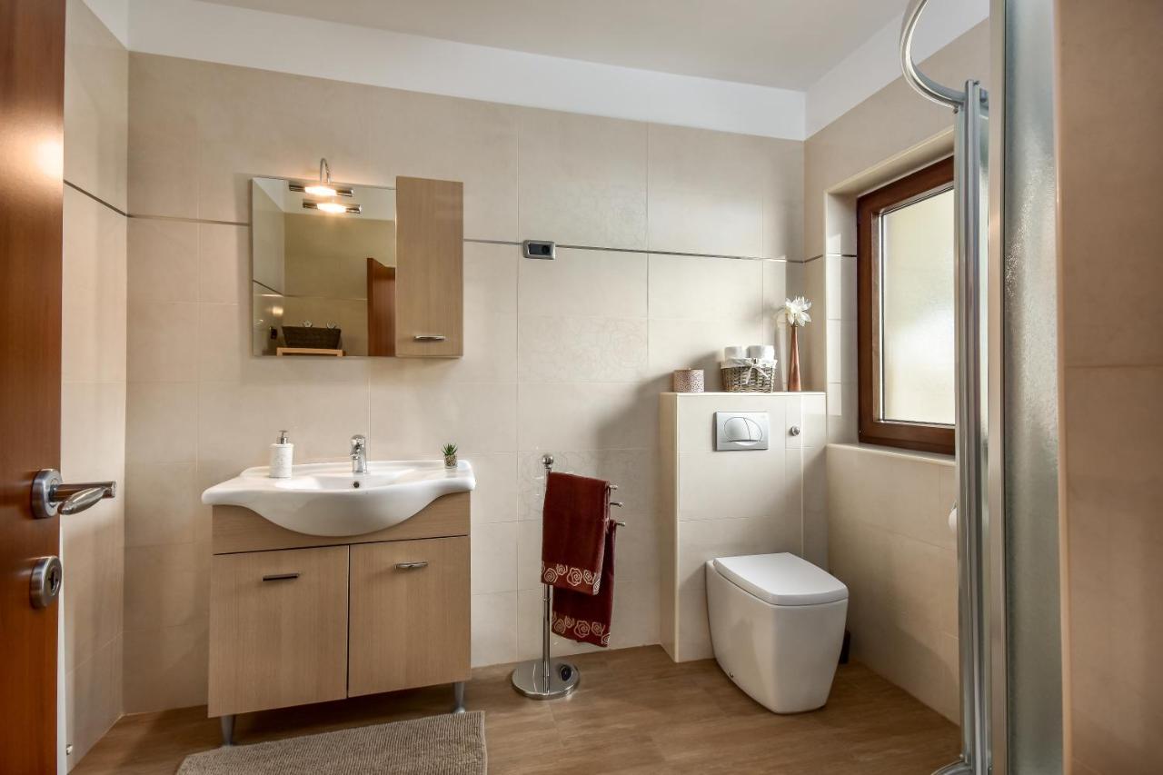 Apartman Grabar Roč Extérieur photo